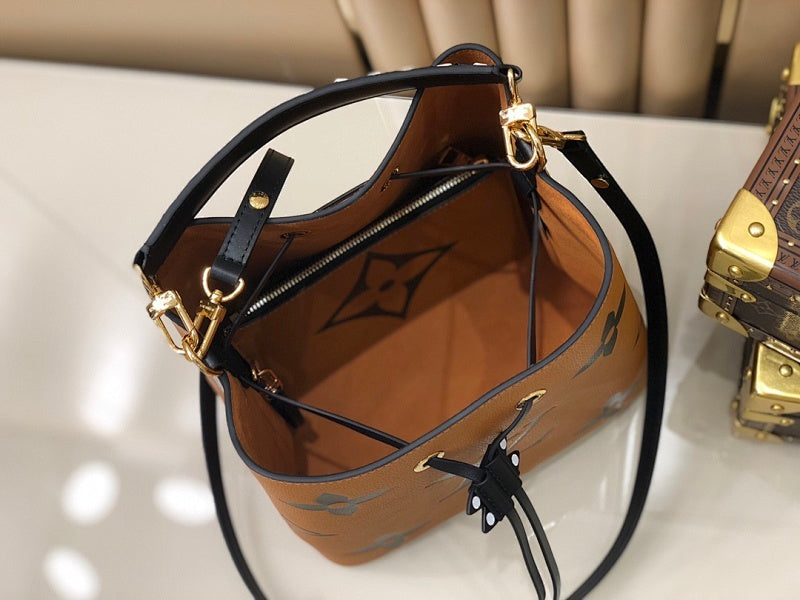 Dragons Bags ln Luxury Bag --56492