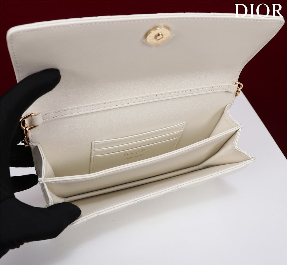 Dragons BagsDiorn Luxury Bag --116228