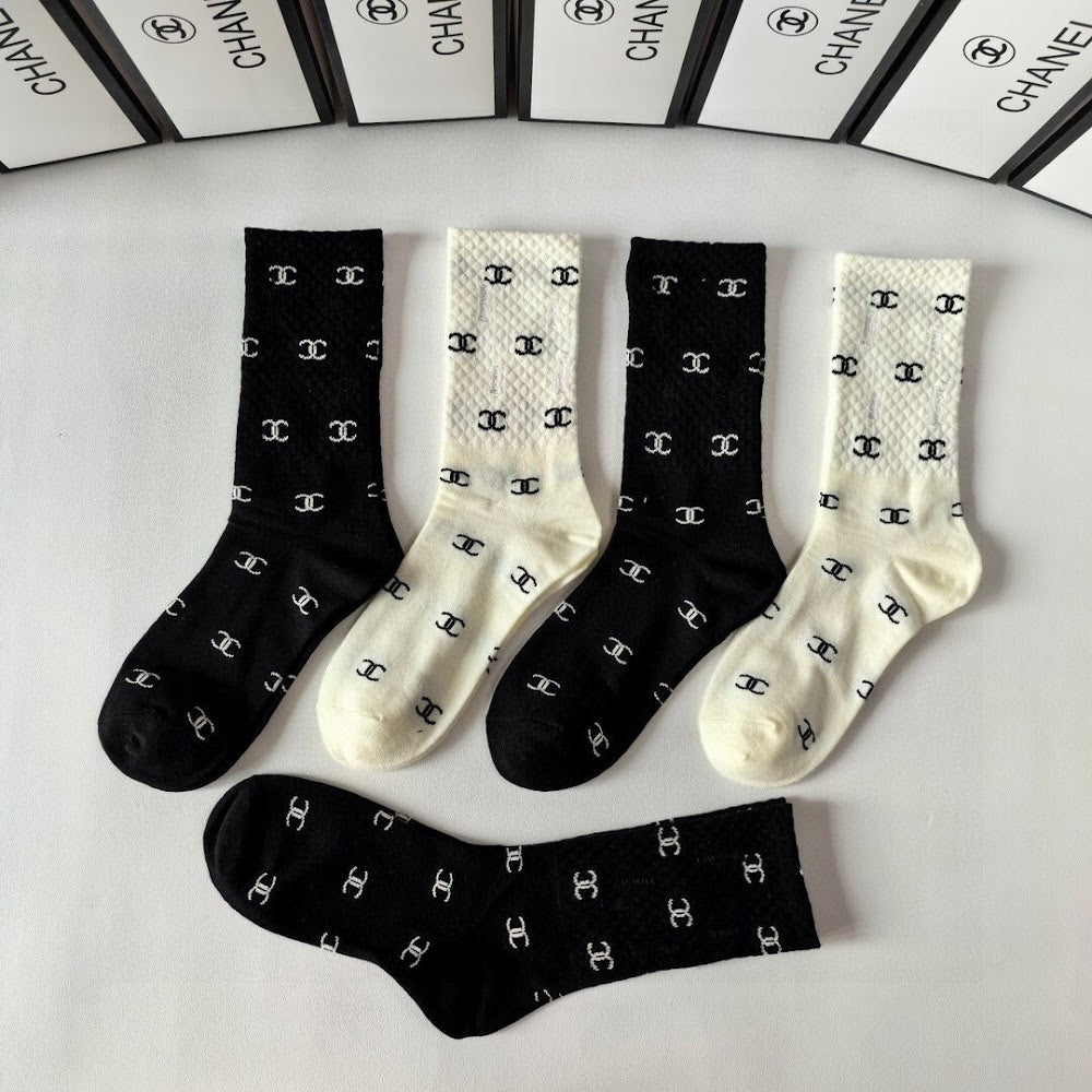 Dragons Bags Premium Luxury Socks --98010