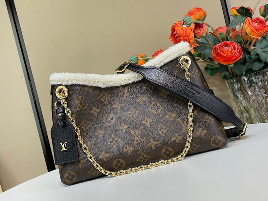 Dragons Bags ln Luxury Bag --97569