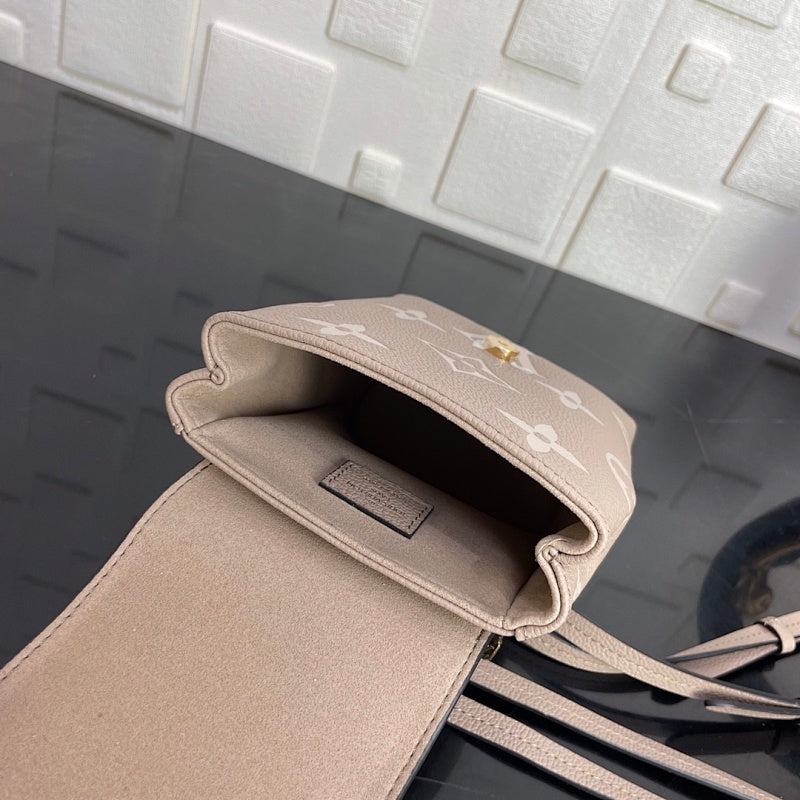 Dragons Bags ln Luxury Bag --66308