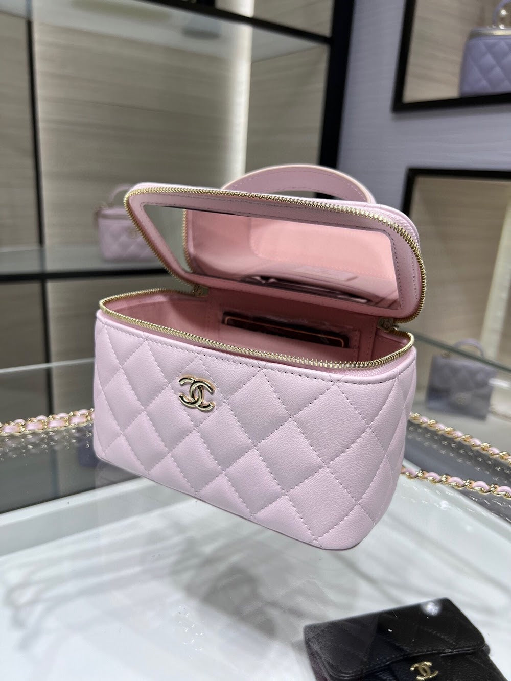 new-luxury-designer-bags-nm9978