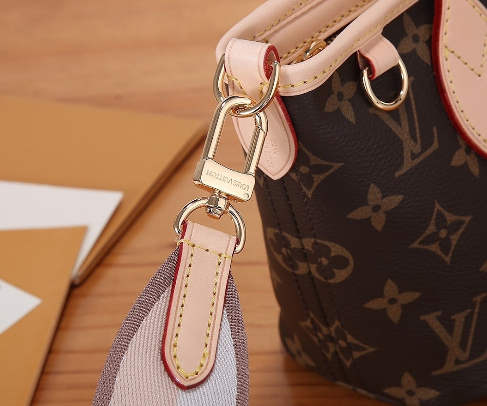 Dragons Bags ln Luxury Bag --97460