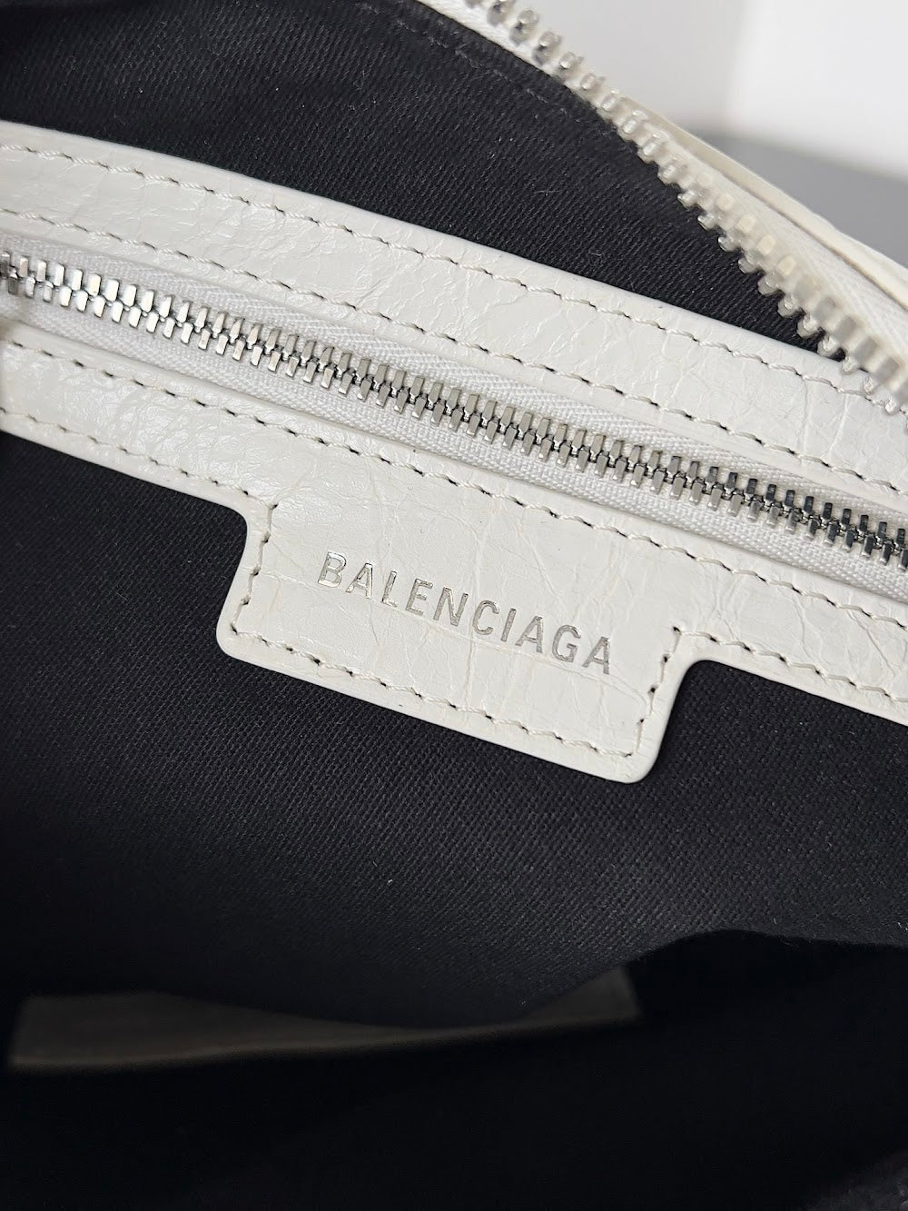 Dragons Bags Balenciaga Luxury Bag --111145