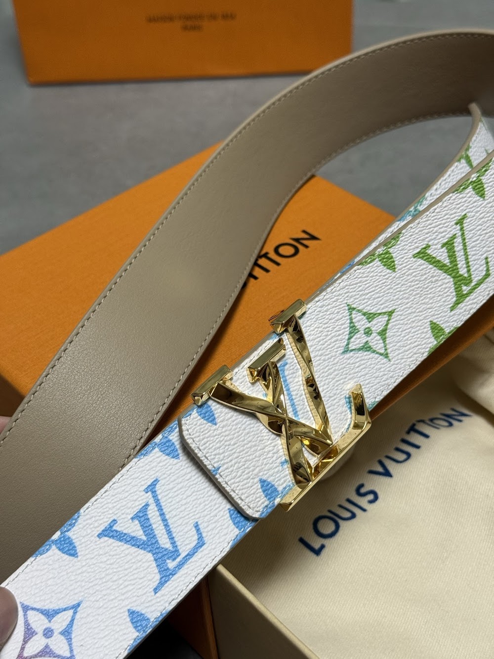 Dragons Bags ln Luxury Belt --100451