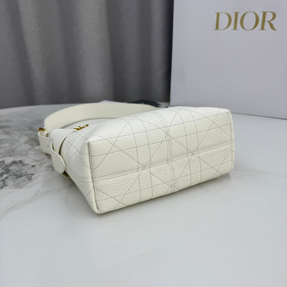 Dragons BagsDiorn Luxury Bag --115652