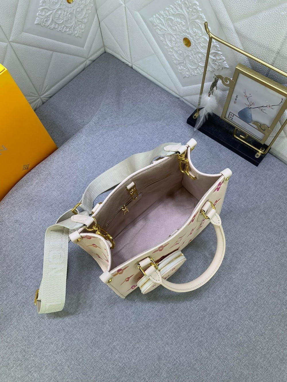 Dragons Bags ln Luxury Bag --76270