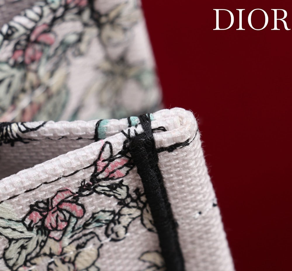 Dragons BagsDiorn Luxury Bag --116152