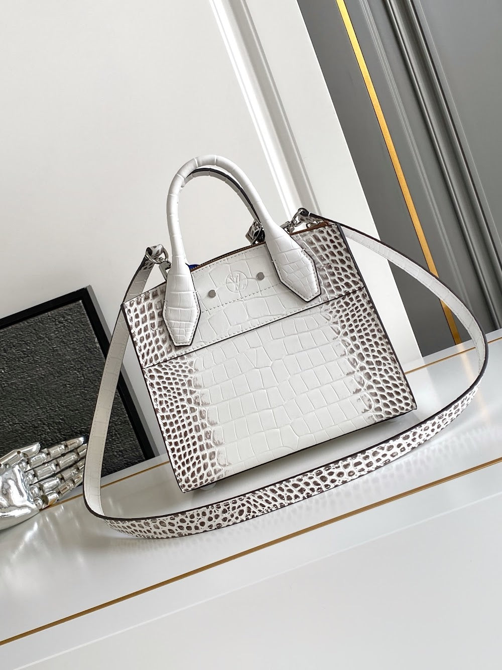 Dragons Bags ln Luxury Bag --96204