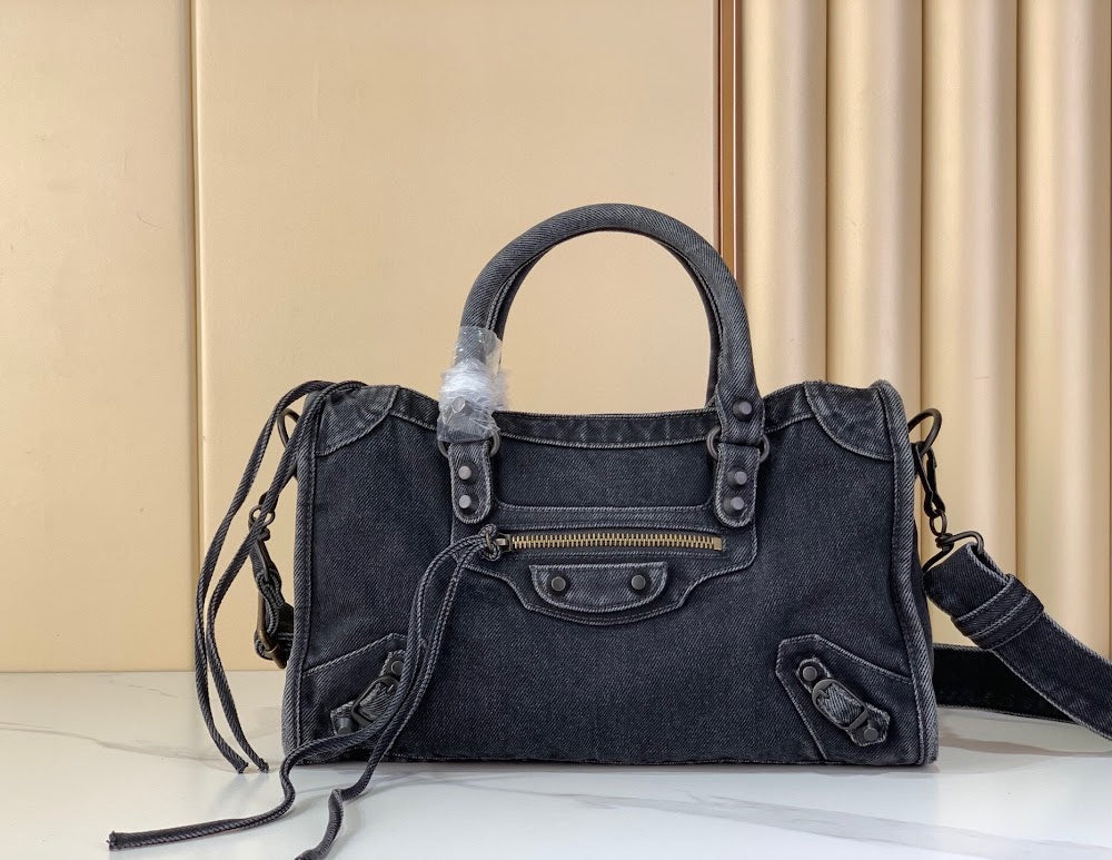 Dragons Bags ln Luxury Bag --95878
