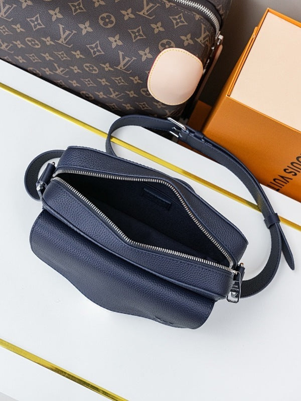Dragons Bags ln Luxury Bag --71603