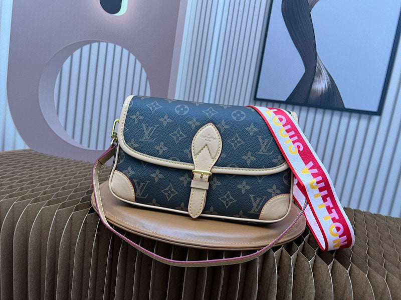 Dragons Bags ln Luxury Bag --81430