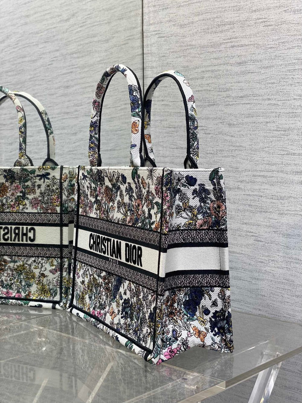new-luxury-designer-bags-nm16860