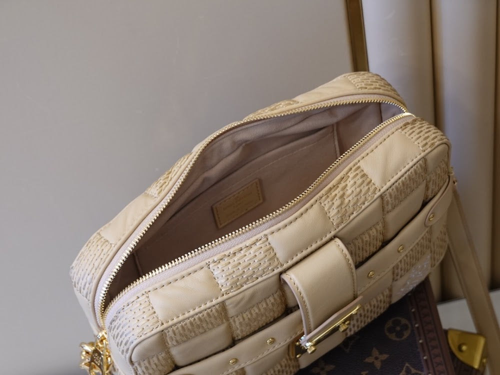 Dragons Bags ln Luxury Bag --60252