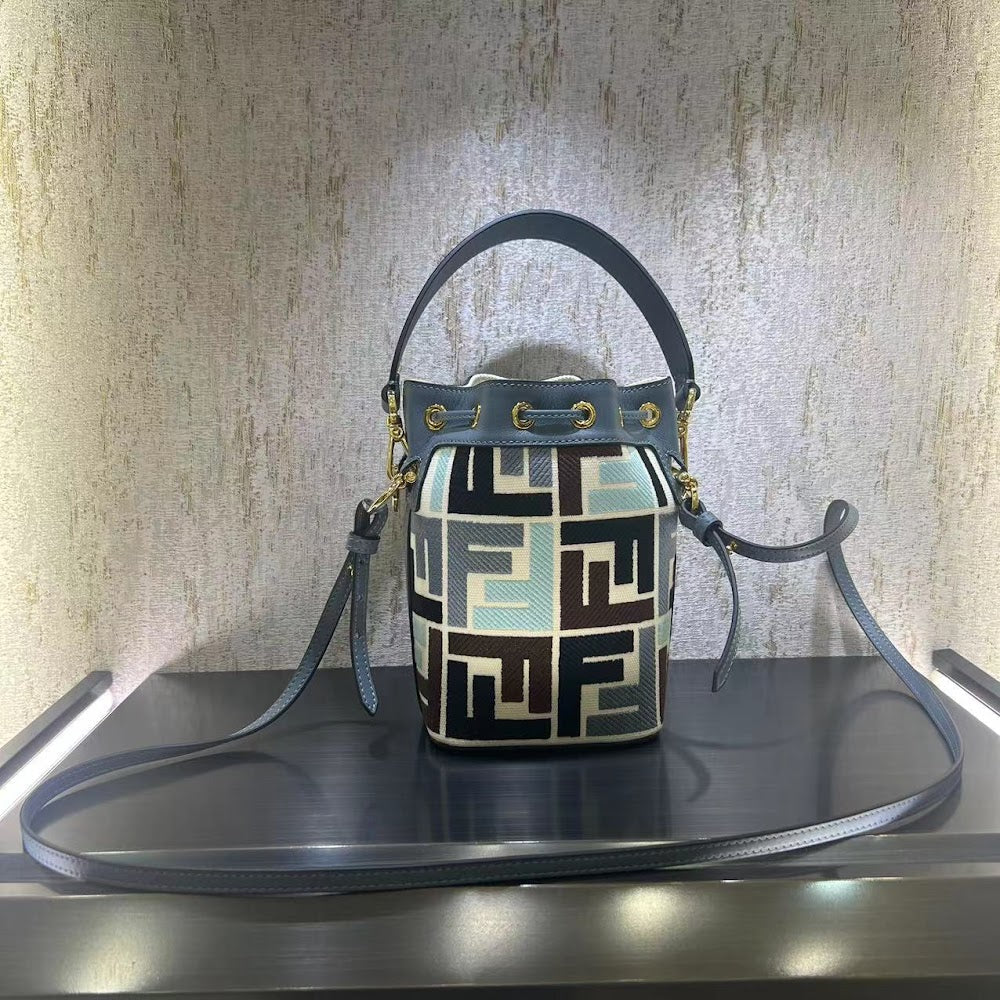 new-designer-premium-bags-nm15449