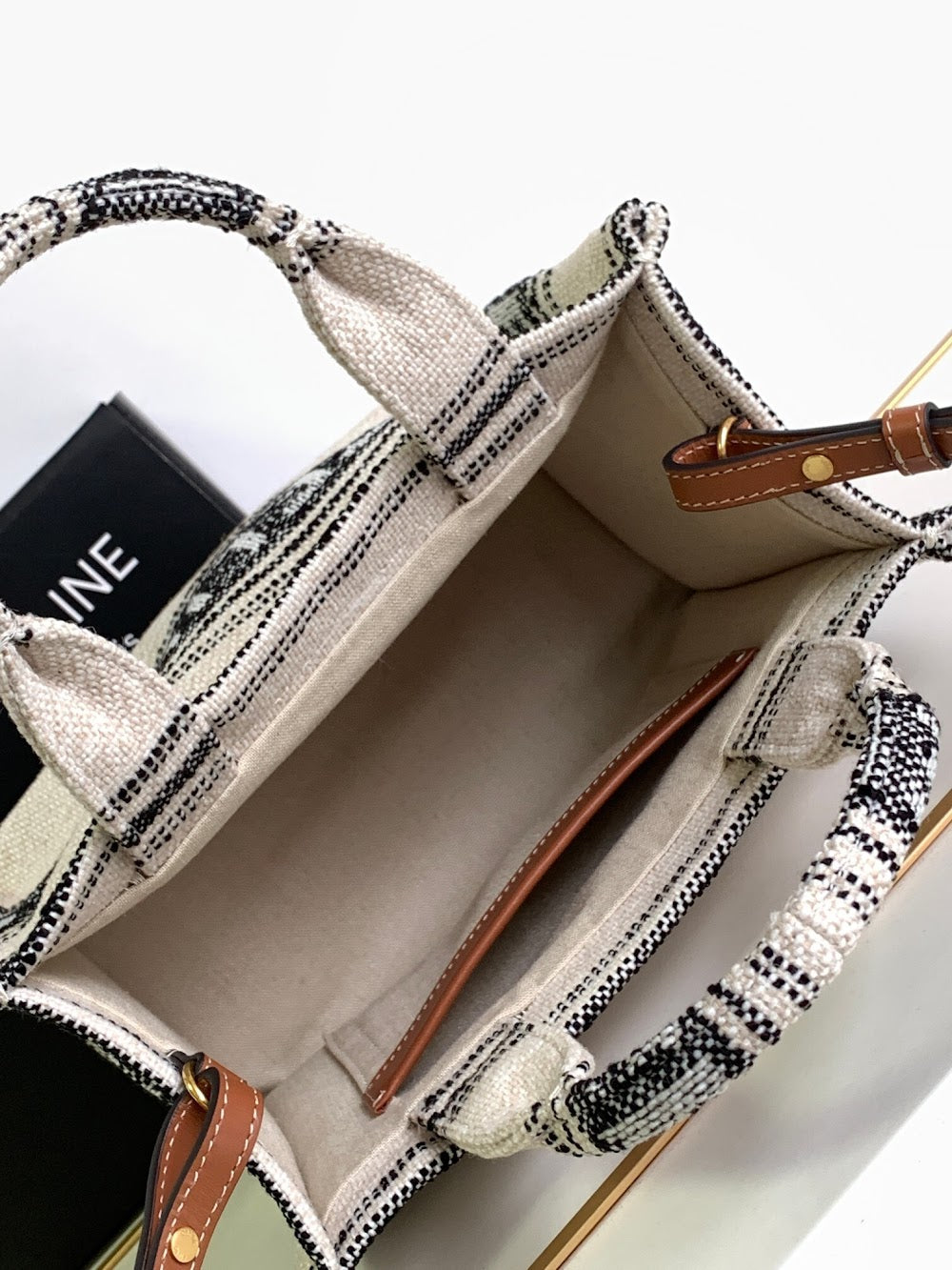 Dragons Bags Celine Luxury Bag --112120