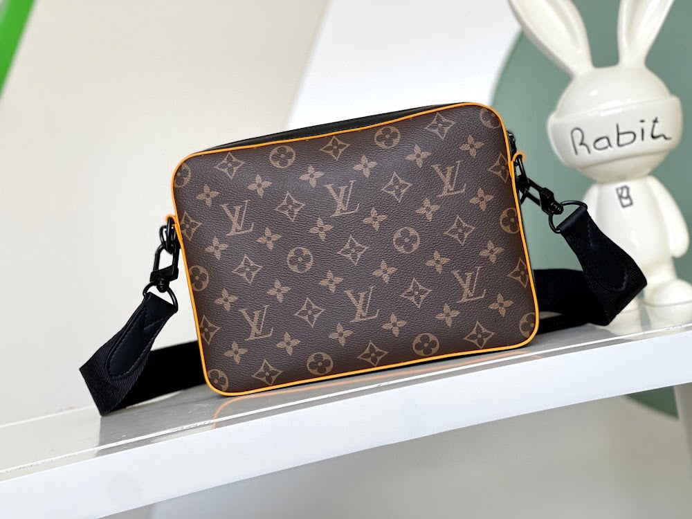 Dragons Bags ln Luxury Bag --70212