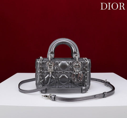 Dragons BagsDiorn Luxury Bag --116486