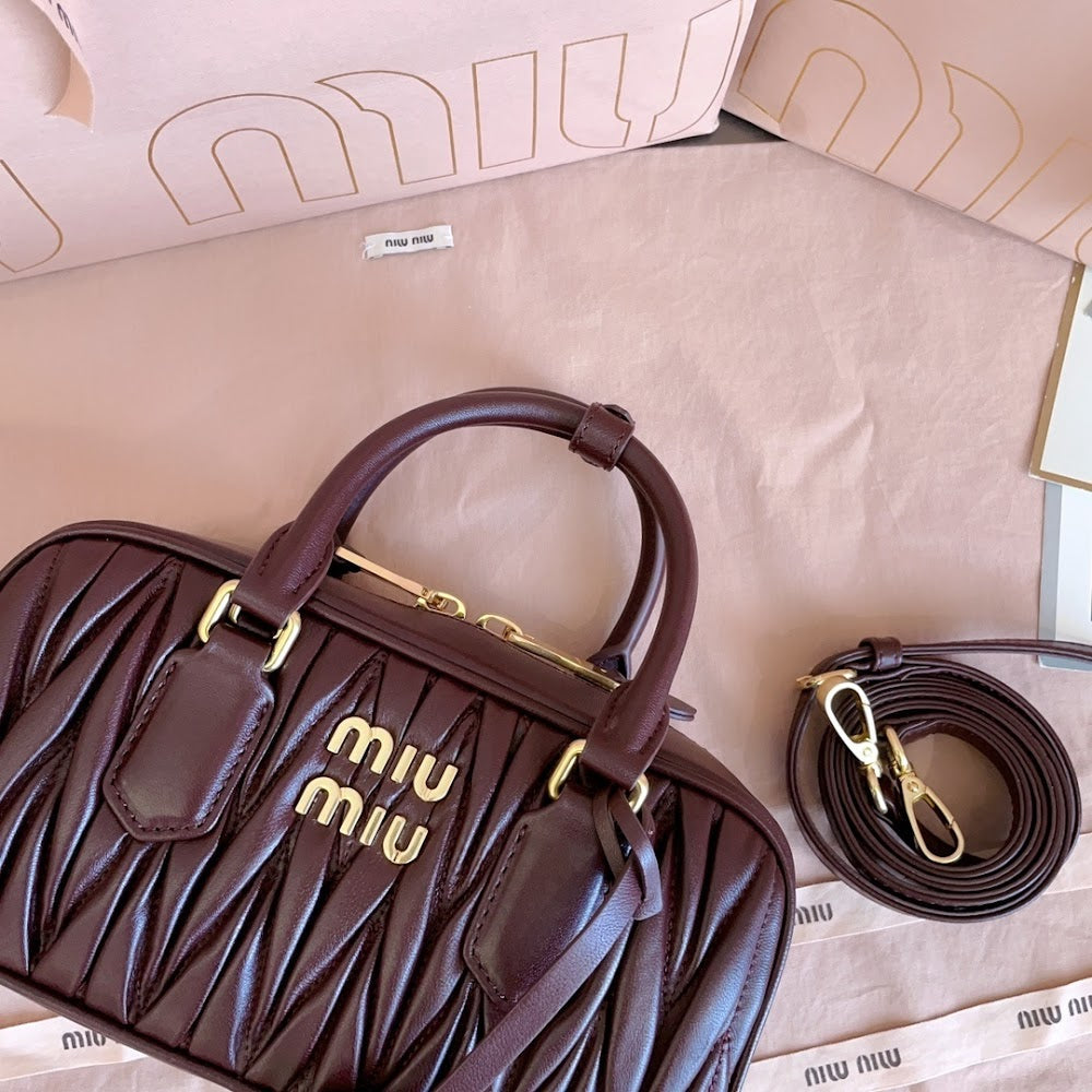 Dragons Bags Miun Miun Luxury Bag --122529