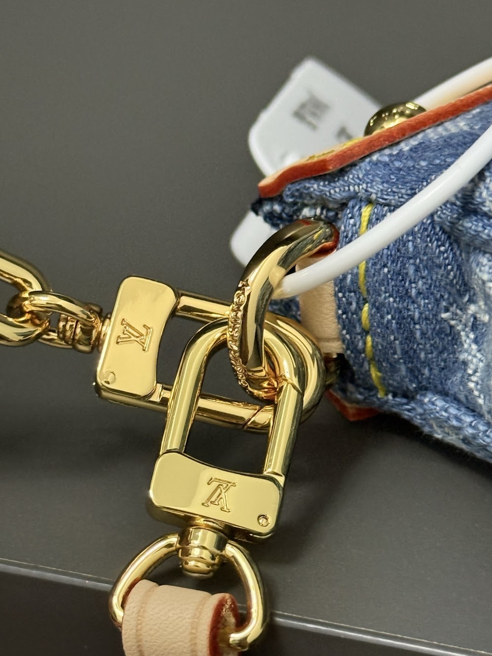 Dragons Bags ln Luxury Bag --96917