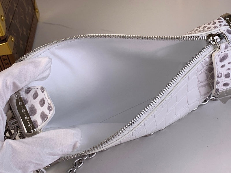 Dragons Bags ln Luxury Bag --62420