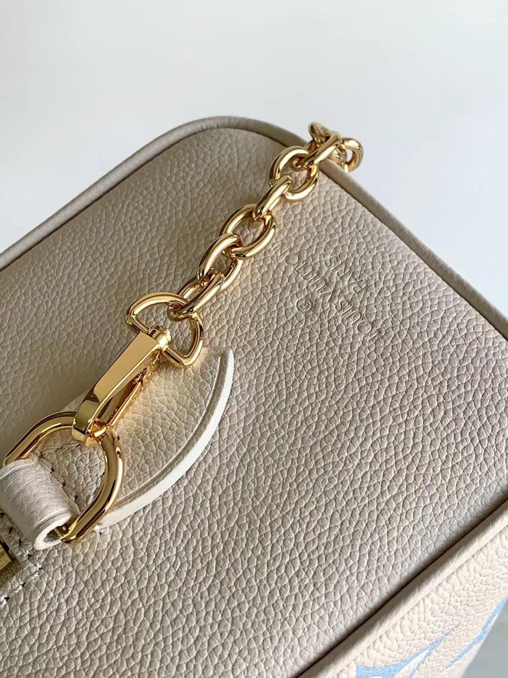Dragons Bags ln Luxury Bag --97039