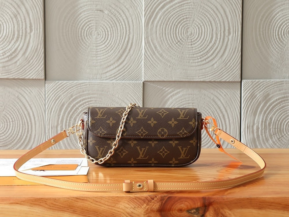 Dragons Bags ln Luxury Bag --97257