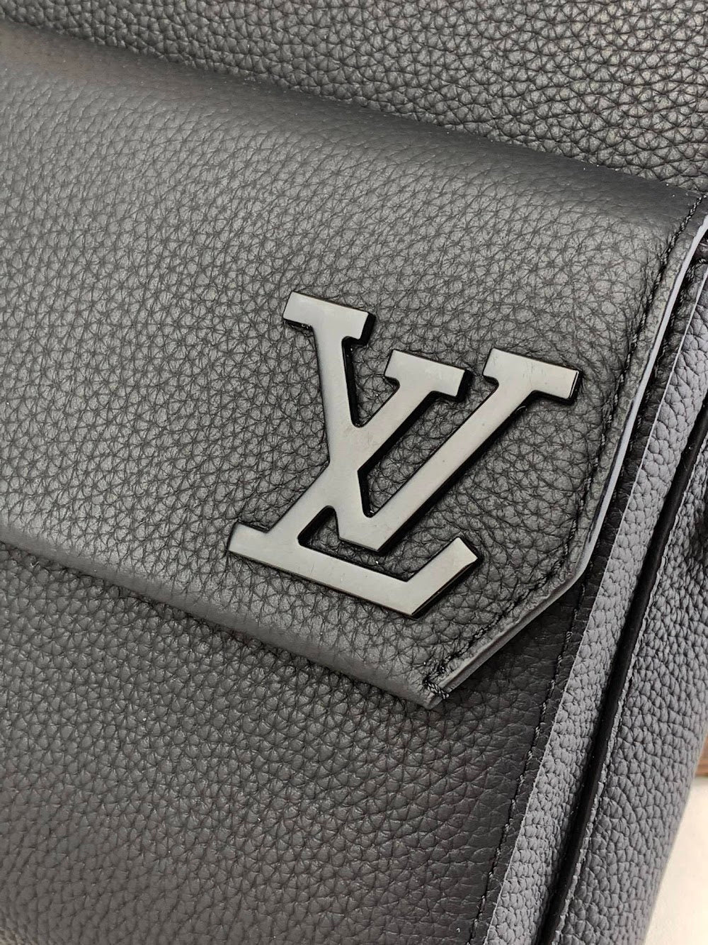 Dragons Bags ln Luxury Bag --63161