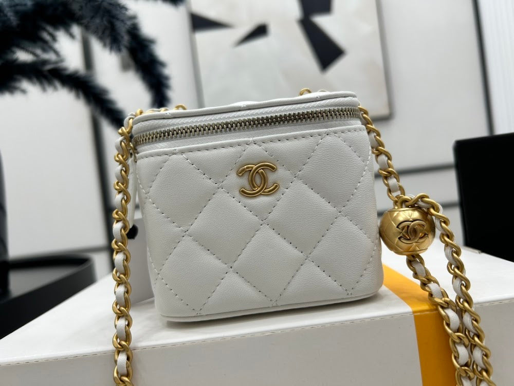 new-luxury-designer-bags-nm9303