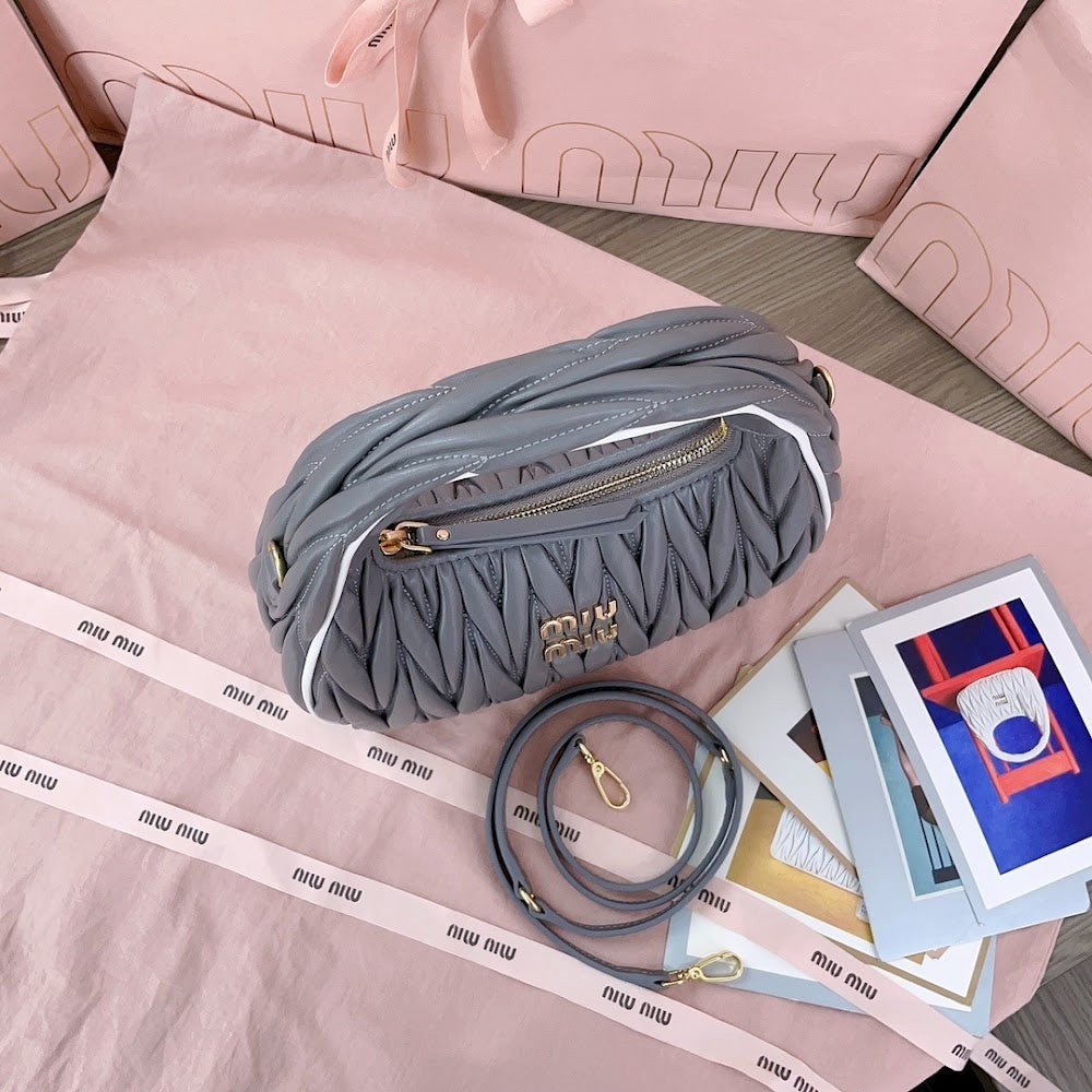 Dragons Bags Miun Miun Luxury Bag --122636