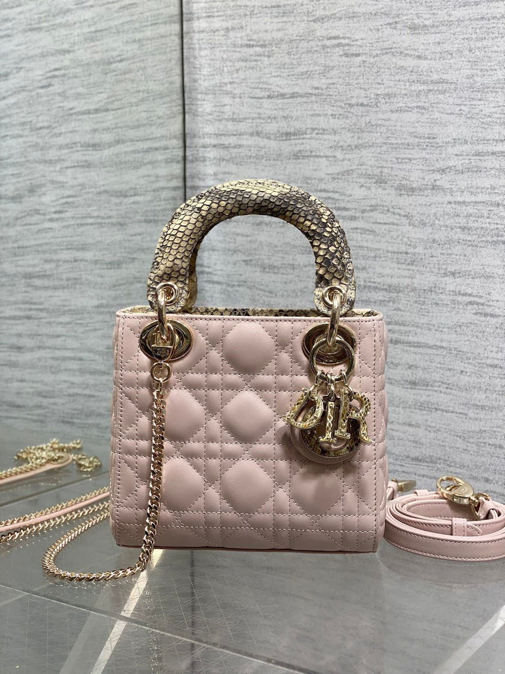 Dragons BagsDiorn Luxury Bag --115232