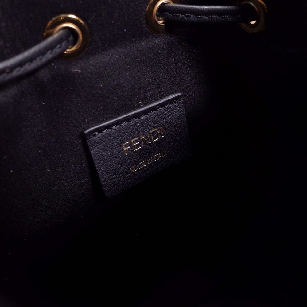 new-luxury-designer-bags-nm15264