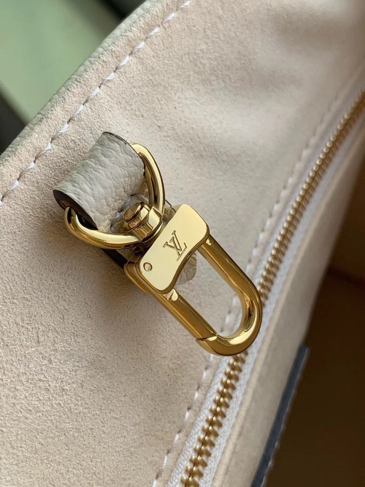 Dragons Bags ln Luxury Bag --97081