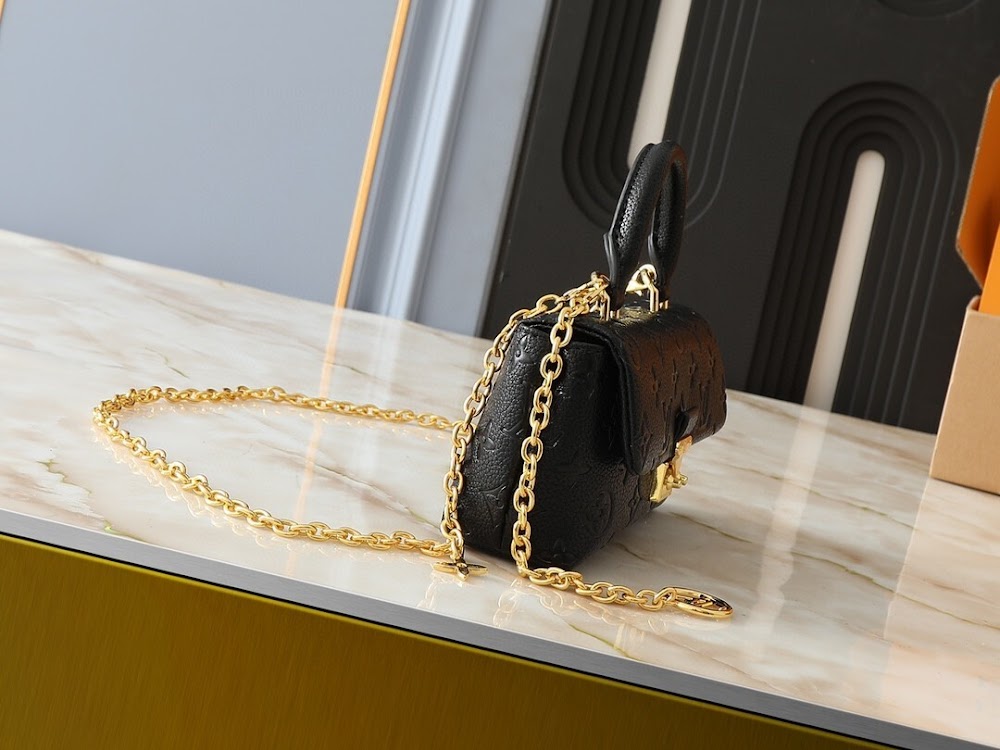 Dragons Bags ln Luxury Bag --76463