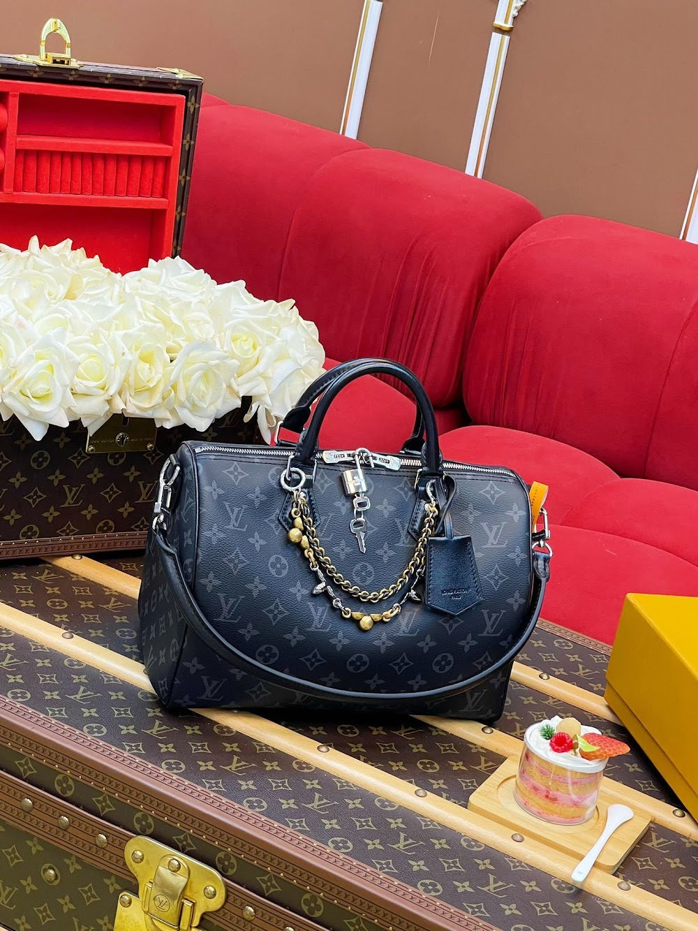 Dragons Bags ln Luxury Bag --97415