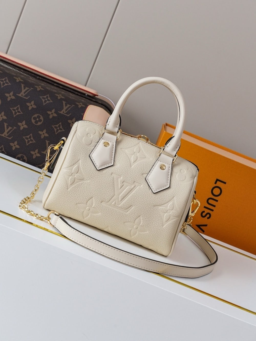 Dragons Bags ln Luxury Bag --81829