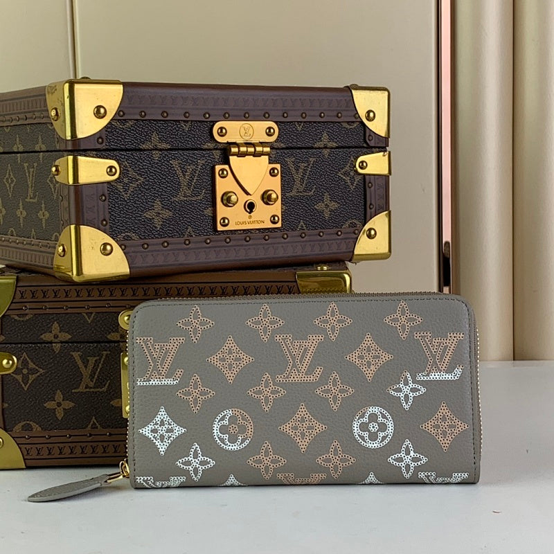 Dragons Bags ln Luxury Bag --68781