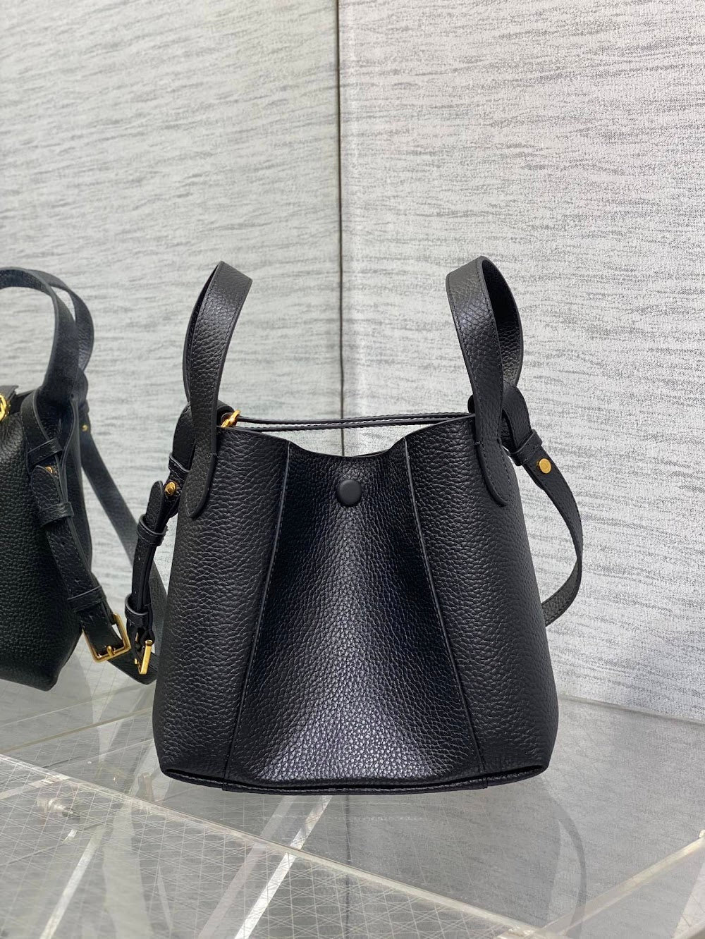 Dragons BagsDiorn Luxury Bag --115281