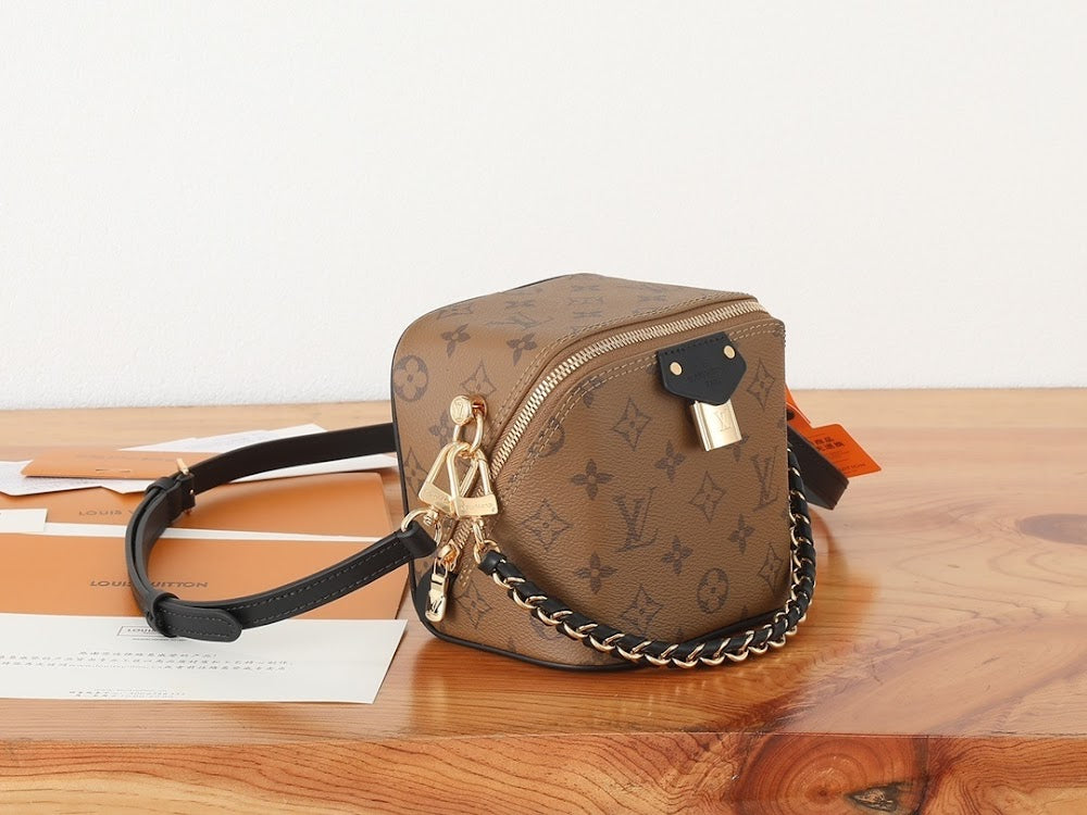 Dragons Bags ln Luxury Bag --97322