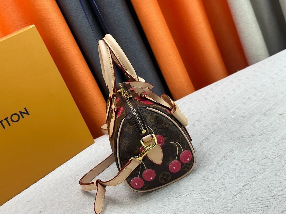 Dragons Bags ln Luxury Bag --76951