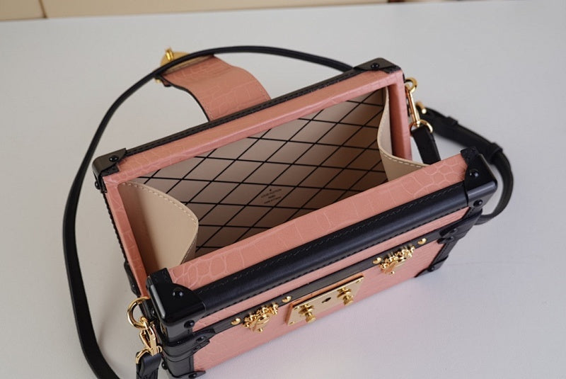 Dragons Bags ln Luxury Bag --61283