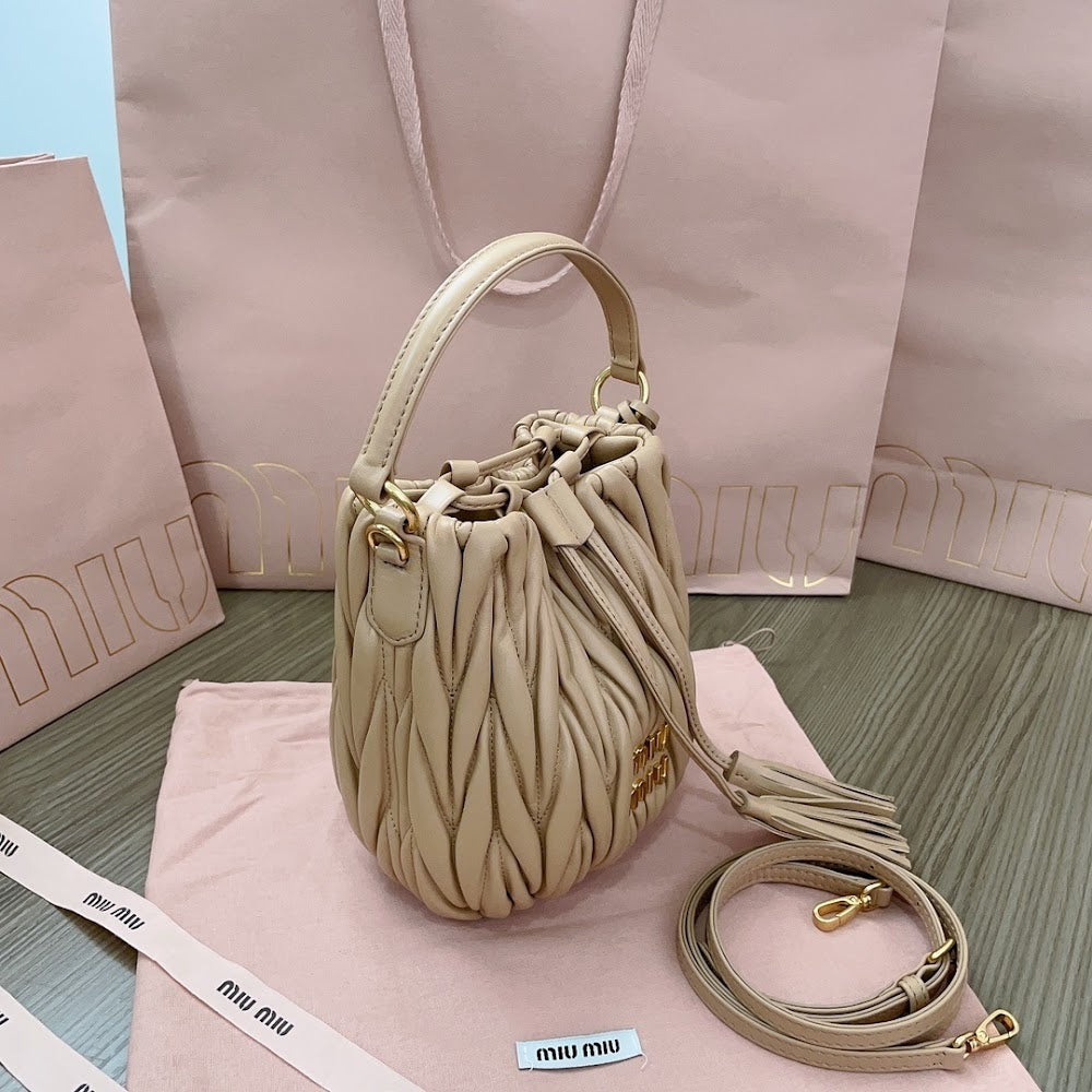 Dragons Bags Miun Miun Luxury Bag --122480