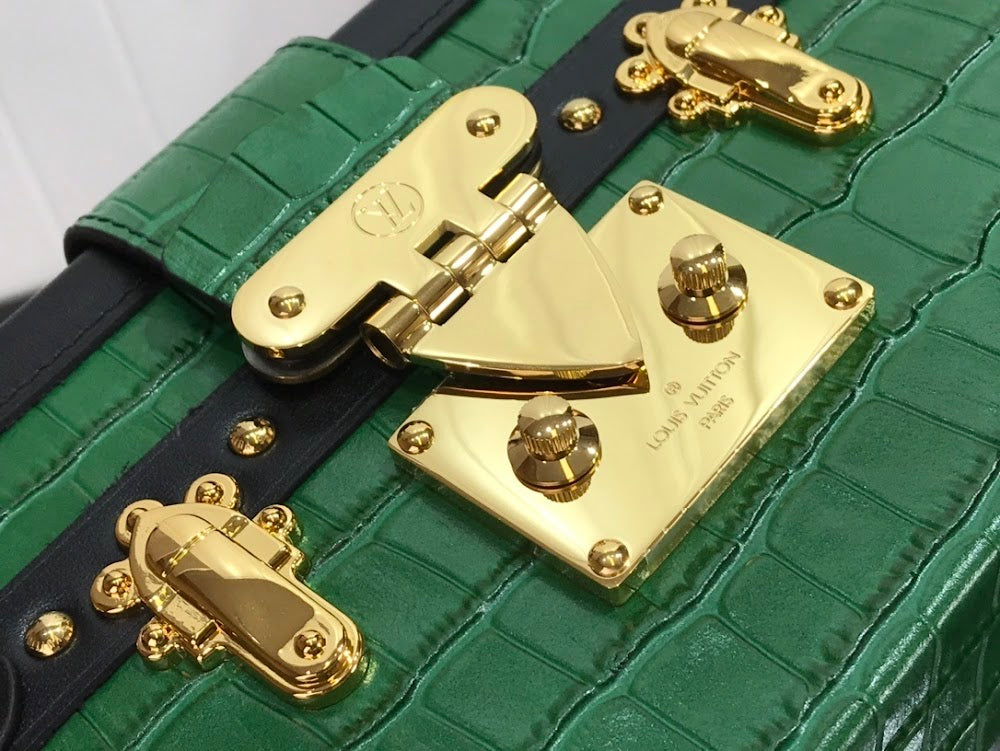 Dragons Bags ln Luxury Bag --66359