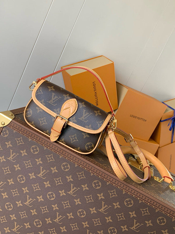Dragons Bags ln Luxury Bag --81639