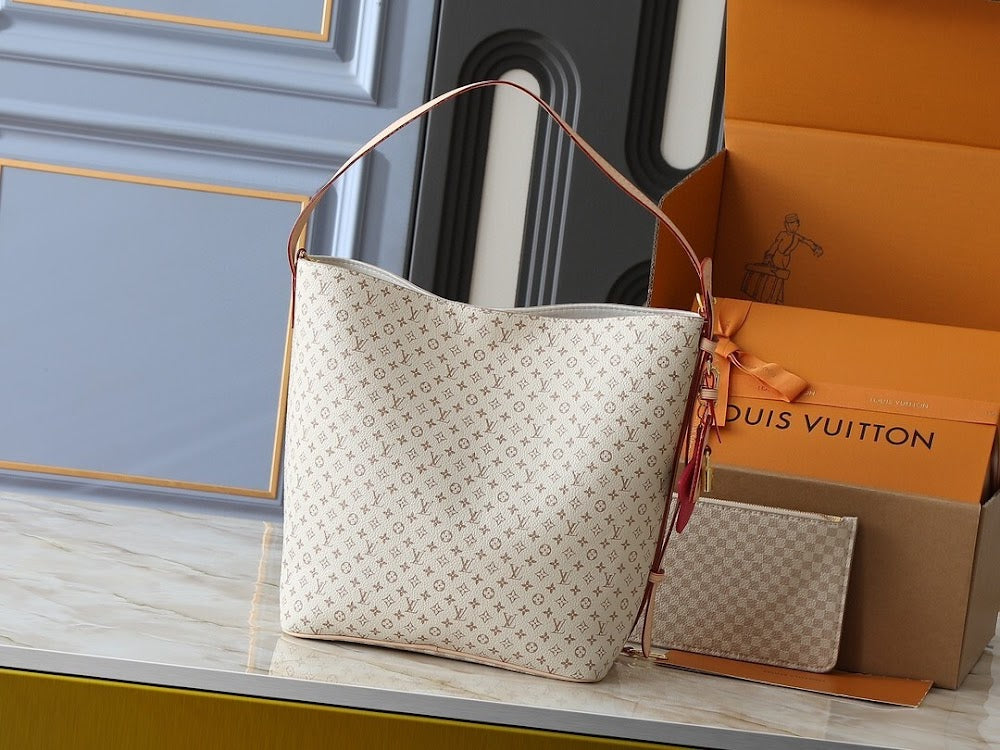 Dragons Bags ln Luxury Bag --77082