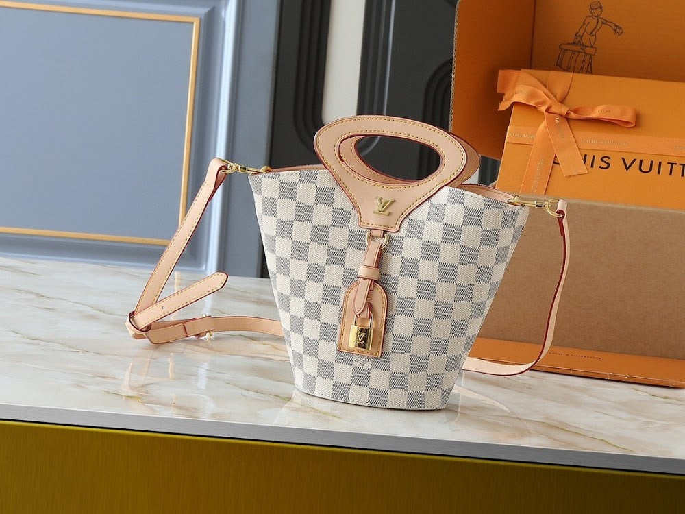Dragons Bags ln Luxury Bag --76806