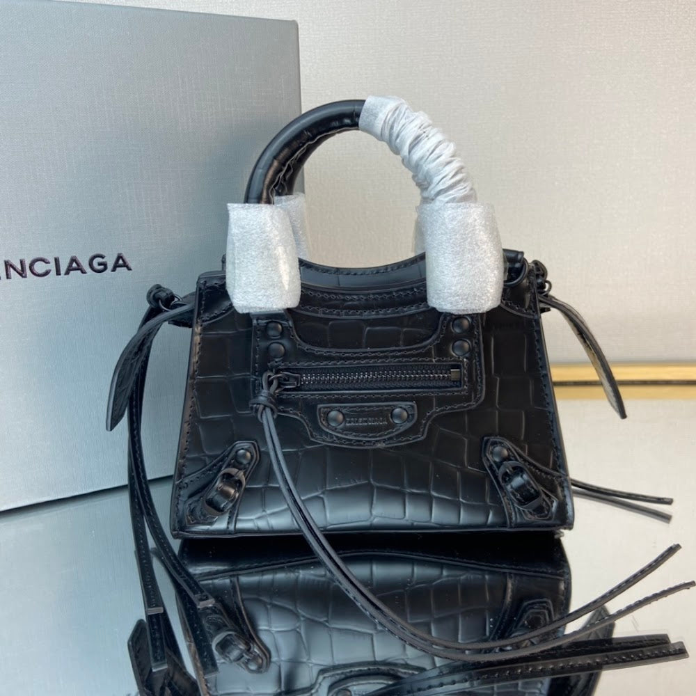 new-luxury-designer-bags-nm11150