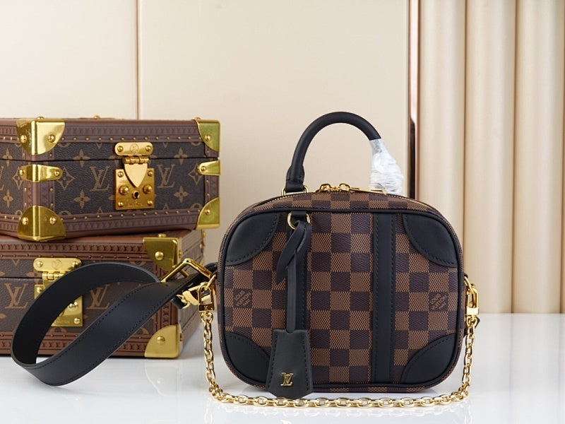 Dragons Bags ln Luxury Bag --60389