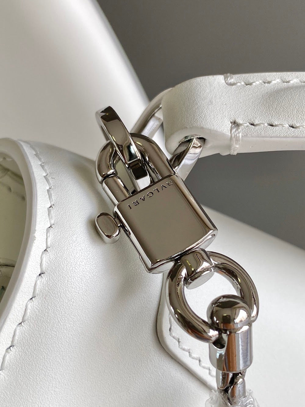 Dragons Bags Burberryn Luxury Bag --91912