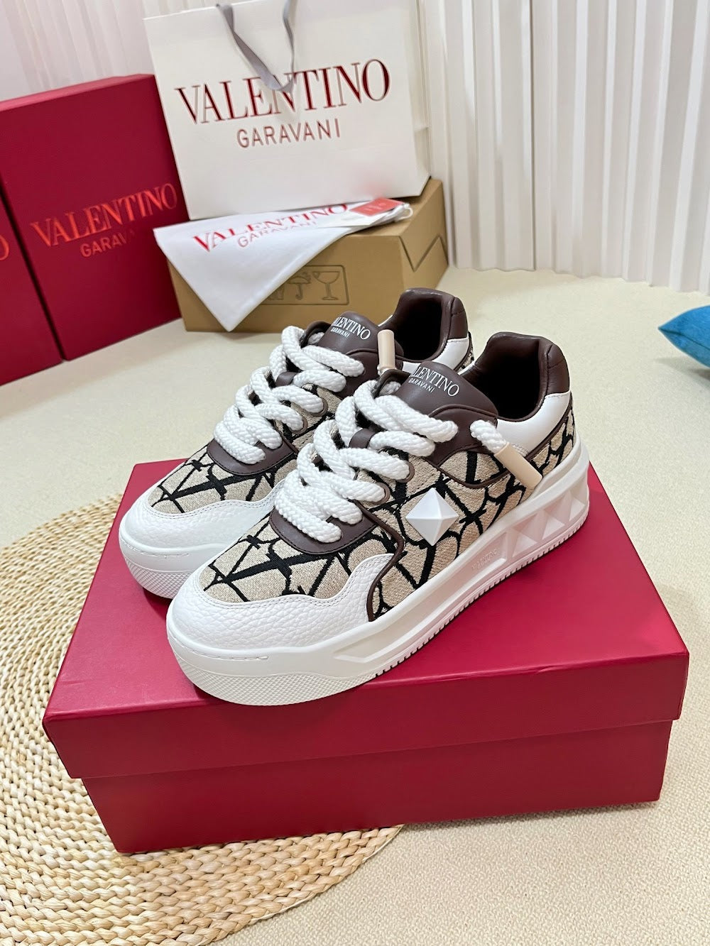 Dragons Bags Valentino Luxury Shoes --52576